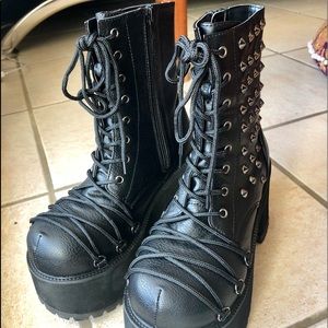 Demonia ranger platforms